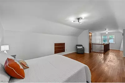272 S Hawkins Avenue, Akron, OH 44313 - Photo 37