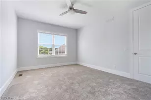 6467 Friarwood Cir NW, Canton, OH 44718 - Photo 25