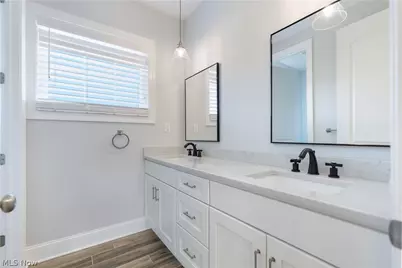 6467 Friarwood Circle NW, Canton, OH 44718 - Photo 27
