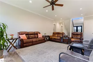 6467 Friarwood Cir NW, Canton, OH 44718 - Photo 11