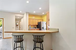 3883 Cromford Cir NW, Uniontown, OH 44685 - Photo 9