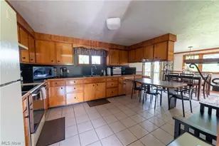 6590 Duck Creek Rd, Berlin Center, OH 44401 - Photo 5
