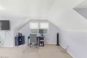 255 Grandview Ave, Hubbard, OH 44425 - Photo 17