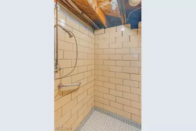 255 Grandview Avenue, Hubbard, OH 44425 - Photo 25