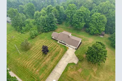 11187 Taylor May Road, Chagrin Falls, OH 44023 - Photo 9