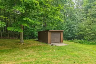11187 Taylor May Rd, Chagrin Falls, OH 44023 - Photo 7