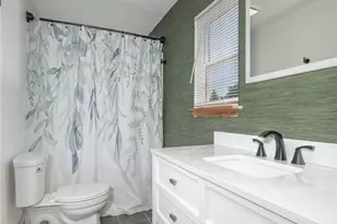 835 Yorkshire Dr, Ravenna, OH 44266 - Photo 5