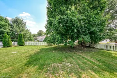 835 Yorkshire Drive, Ravenna, OH 44266 - Photo 27