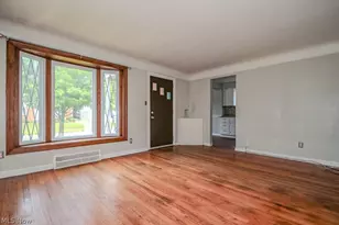 262 E 323rd St, Willowick, OH 44095 - Photo 3