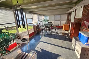 284 Thelma Dr, Sheffield Lake, OH 44054 - Photo 25