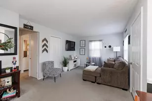521 Cambridge Ave, Elyria, OH 44035 - Photo 5