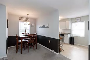 521 Cambridge Ave, Elyria, OH 44035 - Photo 11
