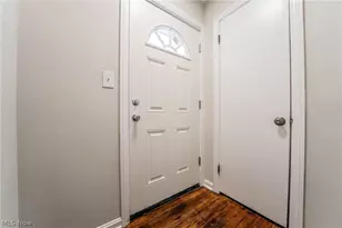 19211 Mohican Ave, Loveland, OH 44119 - Photo 3