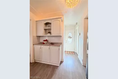 2051 Randall Street, Lorain, OH 44052 - Photo 7