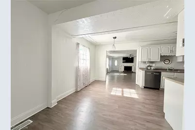 2051 Randall Street, Lorain, OH 44052 - Photo 11