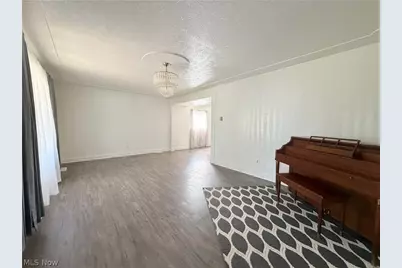2051 Randall Street, Lorain, OH 44052 - Photo 17