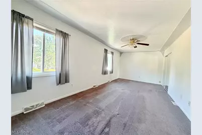 2051 Randall Street, Lorain, OH 44052 - Photo 33
