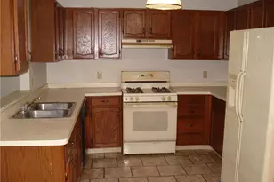 262 W Parkway Dr, Madison, OH 44057 - Photo 7