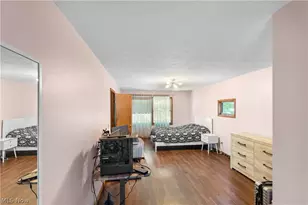 8121 Yorkshire Dr, Mentor, OH 44060 - Photo 13