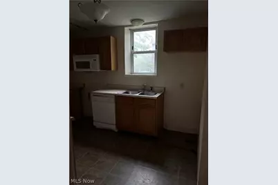 6241 W River Road S, Elyria, OH 44035 - Photo 5