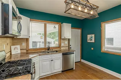2030 W 100th Street, Loveland, OH 44102 - Photo 7