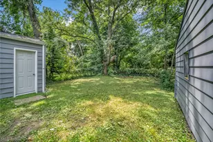 1276 Frederick Blvd, Akron, OH 44320 - Photo 3