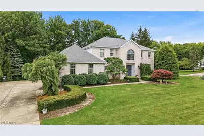 300 Russo Drive, Canfield, OH 44406 - Photo 3