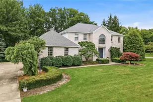 300 Russo Dr, Canfield, OH 44406 - Photo 3
