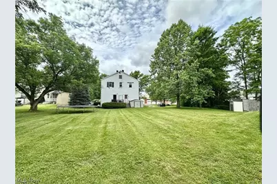 8026 Elm Street, Garrettsville, OH 44231 - Photo 9