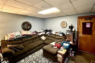 8026 Elm St, Garrettsville, OH 44231 - Photo 25