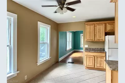 8026 Elm Street, Garrettsville, OH 44231 - Photo 17