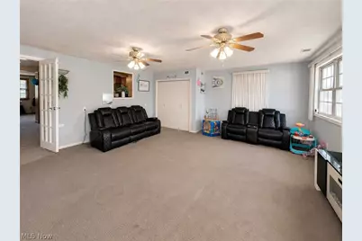 138 Tera Manor, Wintersville, OH 43953 - Photo 9
