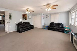 138 Tera Manor, Wintersville, OH 43953 - Photo 9