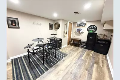 200 Genoa Avenue SW, Massillon, OH 44646 - Photo 23