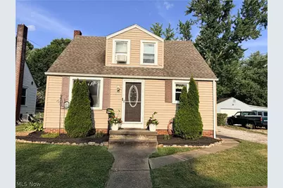 200 Genoa Avenue SW, Massillon, OH 44646 - Photo 1