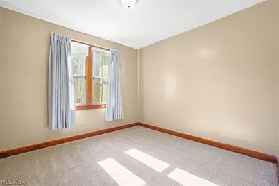 909 Brown Avenue NW, Canton, OH 44703 - Photo 19