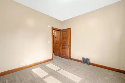 909 Brown Avenue NW, Canton, OH 44703 - Photo 21