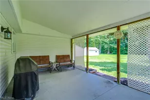 1183 Aberth Dr, Akron, OH 44320 - Photo 31