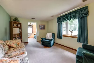 1183 Aberth Drive, Akron, OH 44320 - Photo 5