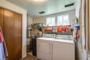 1183 Aberth Dr, Akron, OH 44320 - Photo 23