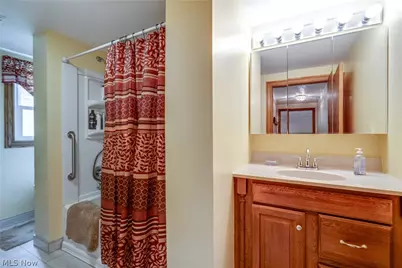 1183 Aberth Drive, Akron, OH 44320 - Photo 21