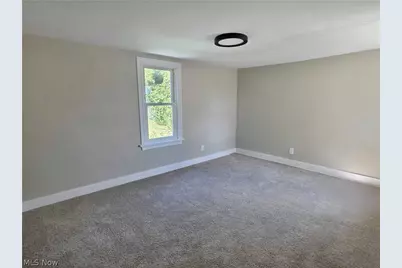 239 Hollywood Boulevard, Steubenville, OH 43952 - Photo 23