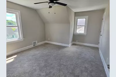 239 Hollywood Boulevard, Steubenville, OH 43952 - Photo 19