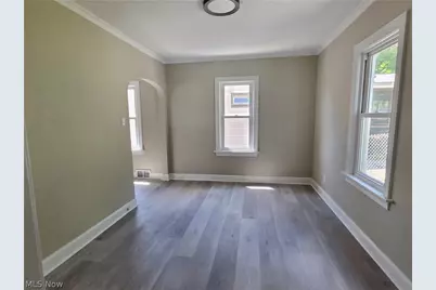 239 Hollywood Boulevard, Steubenville, OH 43952 - Photo 11