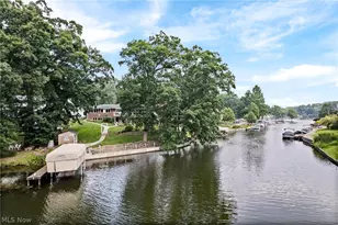 114 Lake Front Dr, Green, OH 44319 - Photo 7