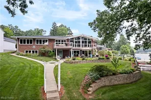 114 Lake Front Dr, Green, OH 44319 - Photo 1