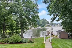 114 Lake Front Dr, Green, OH 44319 - Photo 11
