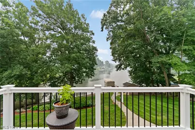114 Lake Front Drive, Green, OH 44319 - Photo 13