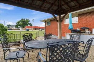 1715-1717 Washington Blvd, Belpre, OH 45714 - Photo 11