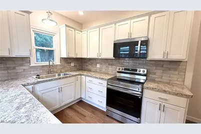 1839 17th Street, Cuyahoga Falls, OH 44223 - Photo 9